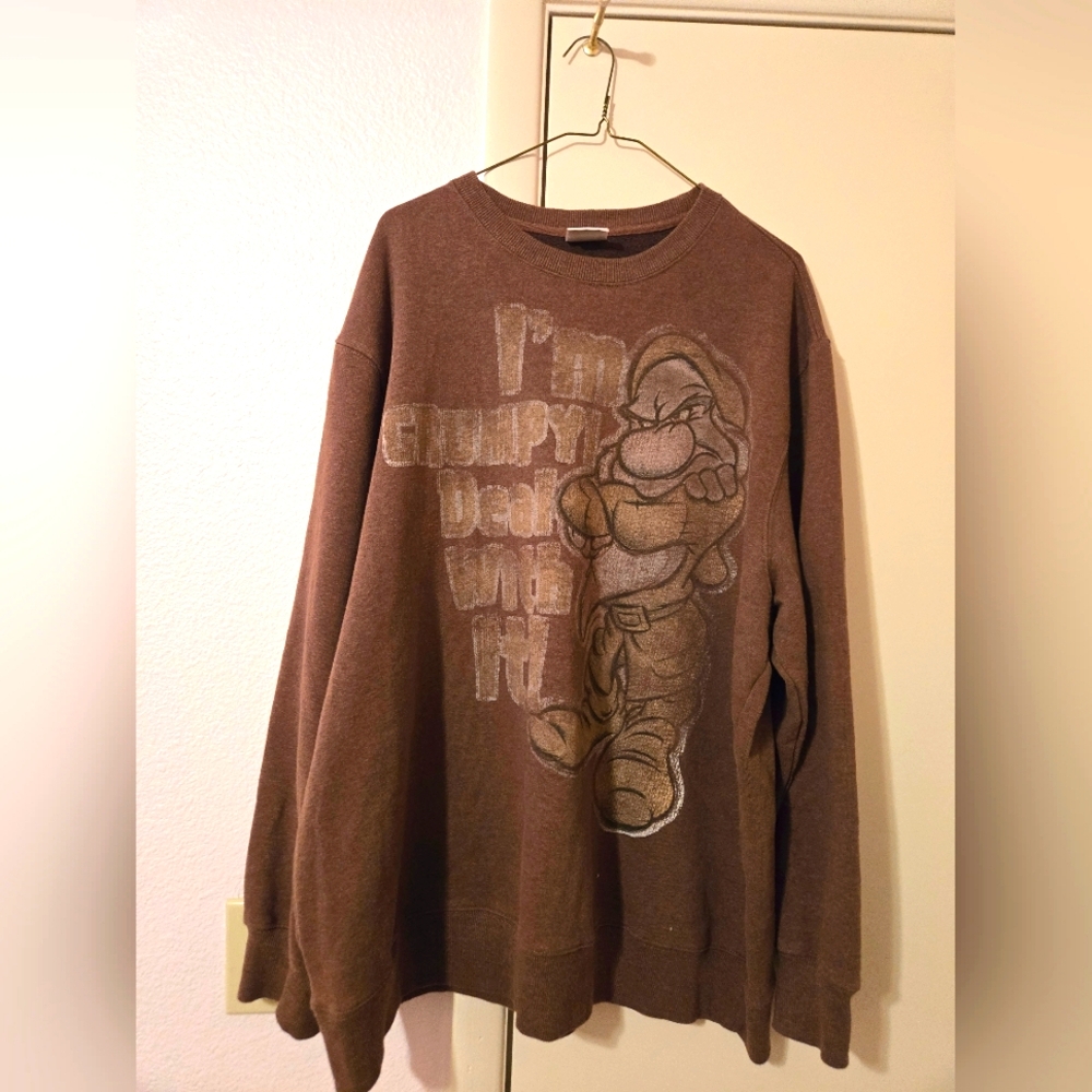 Disney Grumpy Brown Graphic Men's Sweater